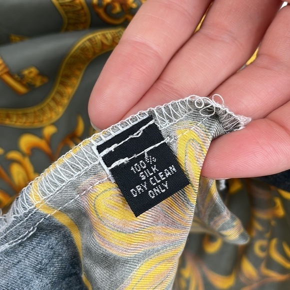 NEW! U.S. Rags 100% Silk Top - Picture 10 of 10